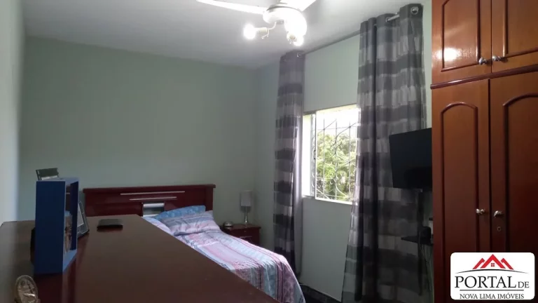 Imagem Terreno a venda com 3.610 m², boa topografia para construção de prédio e com uma pequena área verde