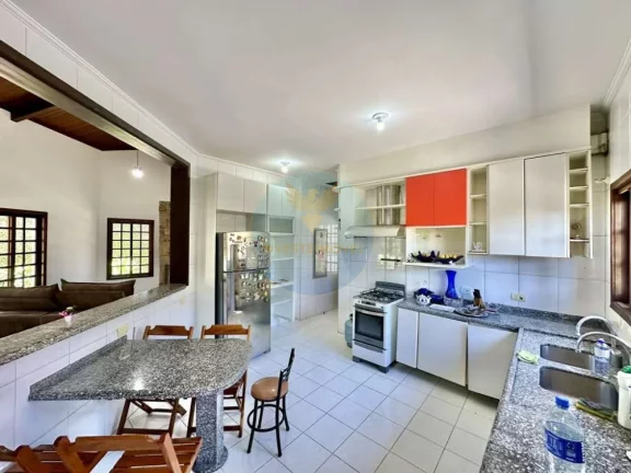 Imagem Casa em Condomínio a Venda no bairro Granja Viana - Carapicuíba, SP