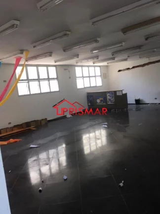 Imagem Alugo prédio comercial no gonzaga