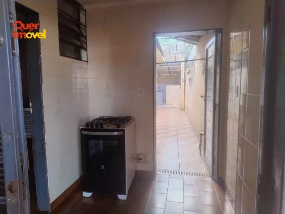 Imagem Casa à venda em Ribeirão Preto-SP, Vila Mariana: 3 quartos, 1 suíte, 2 salas, 4 banheiros, 2 vagas de garagem, 225 m².