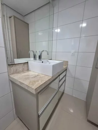 Imagem Apartamento com 2 dormitório sendo 1 suíte e 2 vagas de garagem em Brusque