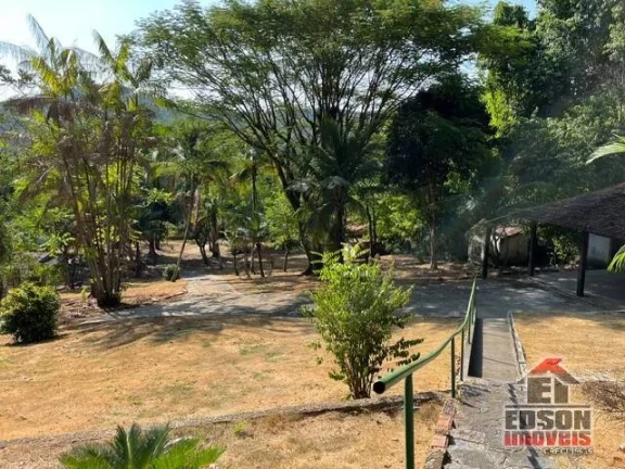 Imagem Casa Tipo Sítio em Itaocaia Valley, com Piscina e 2 anexos.
