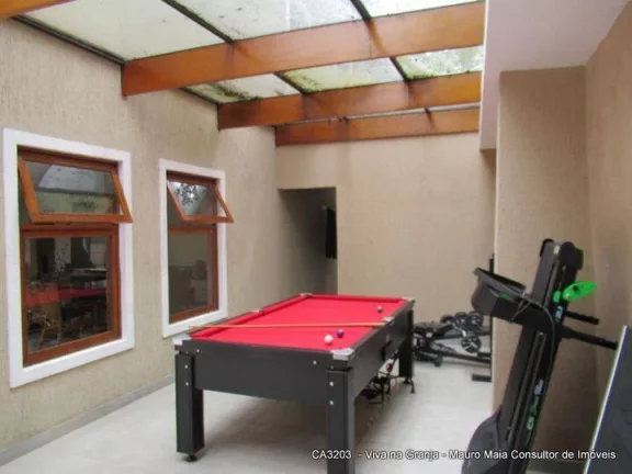 Imagem Linda Casa de 300 m² Granja Viana - Carapicuíba, à venda por R$ 2.000.000