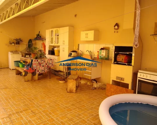 Imagem Sobrado com 3 dormitórios à venda, 250² por R$ 530.000 - Massaguaçu - Caraguatatuba/SP