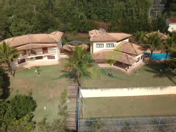 Imagem Chácara à Venda em Condomínio Fechado na Beira da Represa – Piracaia