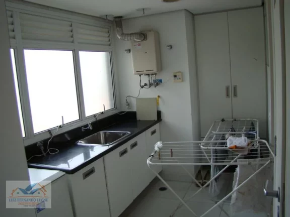 Imagem Apartamento Alto Padrão, Locação ou Venda, 3 suítes e 4 vagas. Vila Andrade