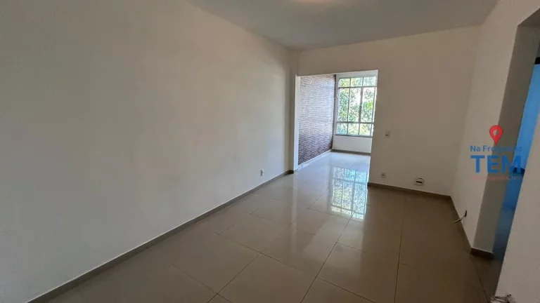 Imagem Apartamento no cetro da Freguesia