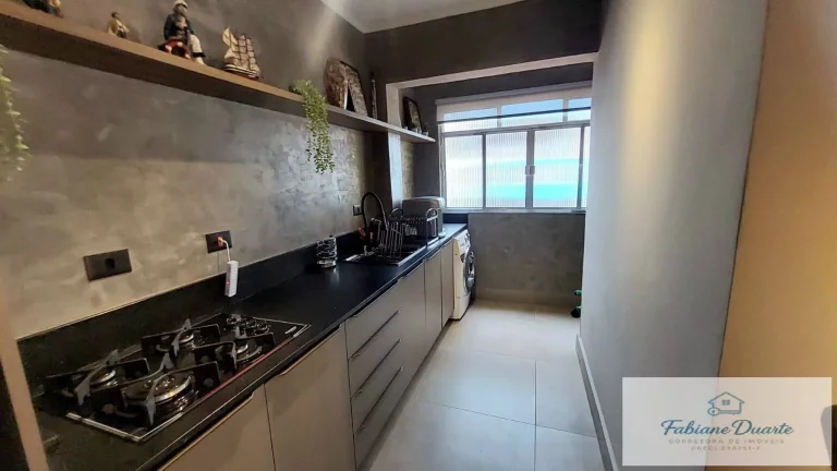 Imagem Apartamento 2 dormitórios reformado na Área Nobre da praia Grande