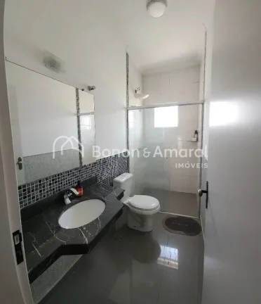 Imagem Casa incrível em condomínio fechado, com 3 quartos, sendo 2 suítes, e um ambiente perfeito para o...