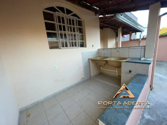 Imagem Casa 4 Quartos para venda e locação - Santa Cruz - COD 942