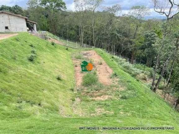 Imagem Terreno para Venda em São Roque, Saboo