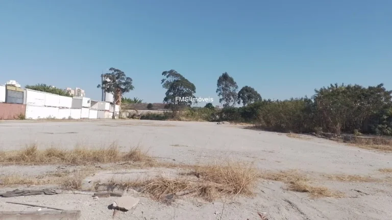 Imagem Terreno com 8945m2 em Santo André/SP