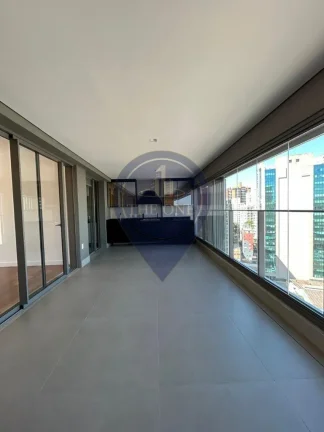 Imagem Excelente oportunidade: Apartamento de 3 quartos na Vila Olímpia, São Paulo-SP, com 3 suítes e 3 vagas!