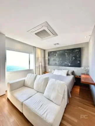 Imagem Cobertura à venda em Ipanema, 340m2 com 3 suítes, 2 vagas e Vista Mar!