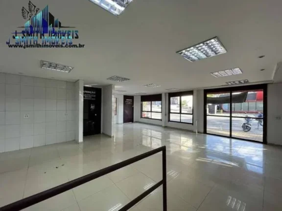 Imagem Loja muito ampla, com 3 pavimentos e vários cômodos e acessos independentes!
Com 320,00 m², andar...