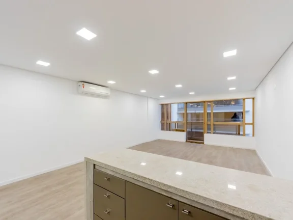Imagem Conjunto Comercial Vila Romana - 50M², 1 Vaga Determinada, Móveis Planejados, Sacada, Split.