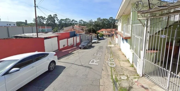 Imagem Terreno Grande Casa Antiga Portão P3 USP FMU Metrô Butantã Investidor À Venda, 280 m² - Rua Frei Inácio da Conceição - Butantã - São Paulo/SP - TE0033