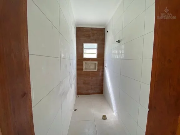 Imagem CASA NOVA NA PRAIA COM 2 QUARTOS E PISCINA!