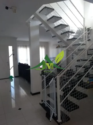 Imagem Residência Exclusiva em Condomínio Fechado - Viva o Conforto e a Elegância