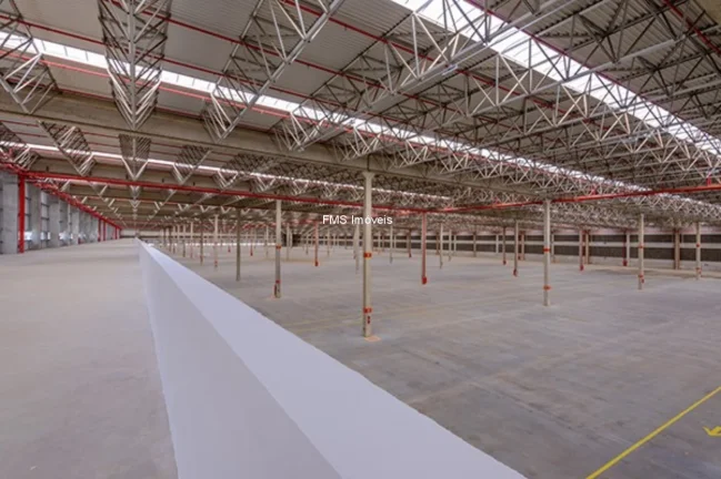 Imagem Galpão com 3.820 m² em Guarulhos
