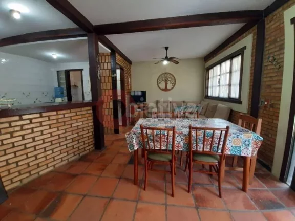 Imagem Casa com 3 dormitórios à venda, 105 m² por R$ 350.000,00 - Peró - Cabo Frio/RJ