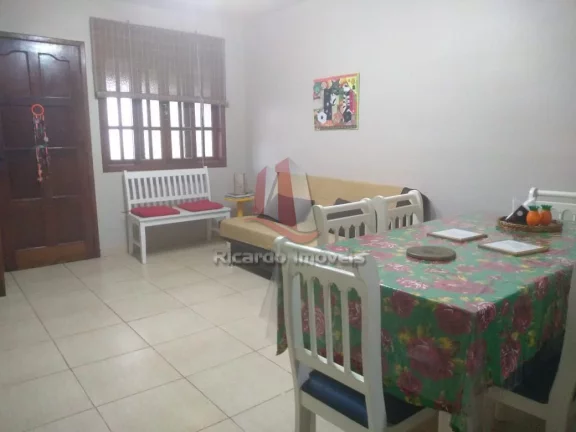 Imagem Casa Duplex Decorada Peró c/ 2 Qtos.