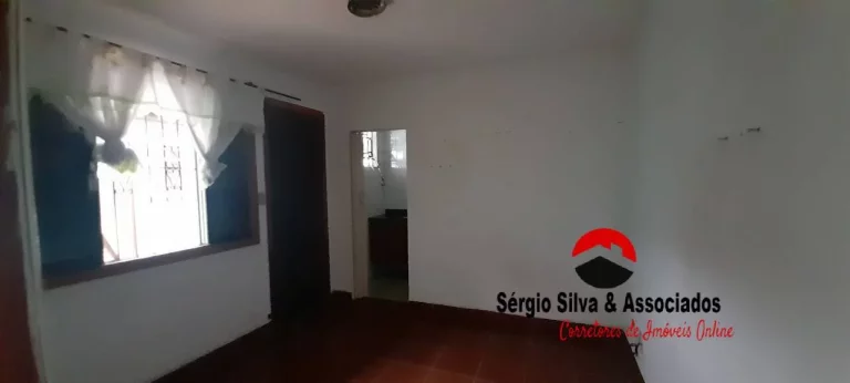 Imagem Casa a Venda na Região de Abernessia Campos do Jordão - SP.