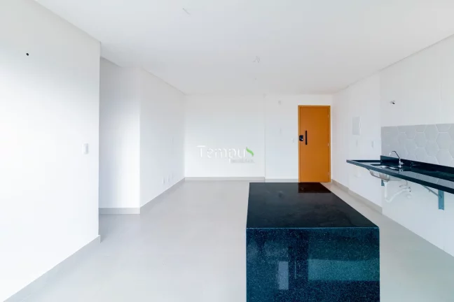 Imagem Residencial Vértice - Apartamento 3 Quartos 1 Suíte, Churrasqueira a Carvão na varanda