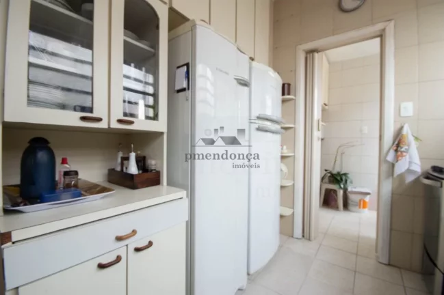 Imagem Apartamento em Higienopolis com 130m², 3 quartos ( 1 suíte ) e 1 vaga.