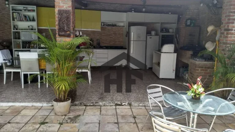 Imagem Casa com 3 Quartos à venda no KM 12 em Chã da Tábua, São Lourenço da Mata/PE