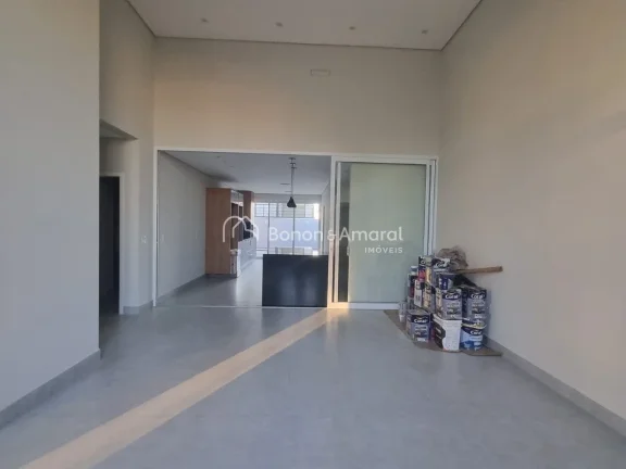 Imagem Essa casa à venda no Parque Brasil 500, no condomínio Royal Garden, em Paulínia, oferece um excel...