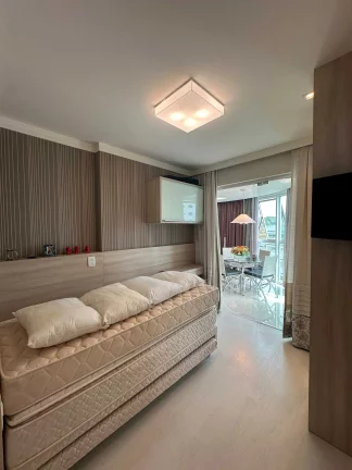 Imagem Apartamento alto padrão com 3 suítes e 4 vagas de garagem em - Balneário Camboriú/SC
