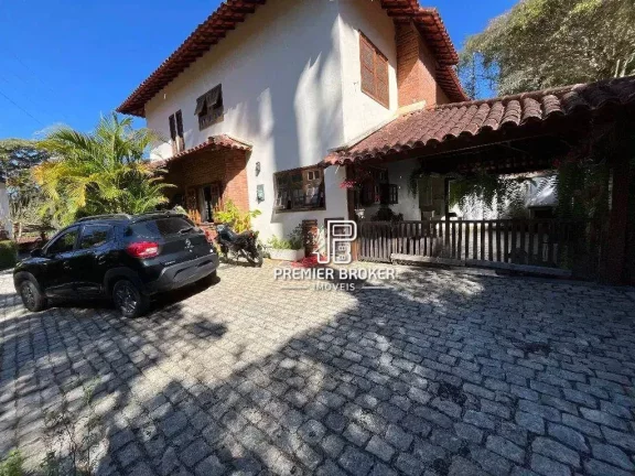 Imagem Casa com 3 dormitórios à venda, 155 m² por R$ 790.000,00 - Quebra Frascos - Teresópolis/RJ