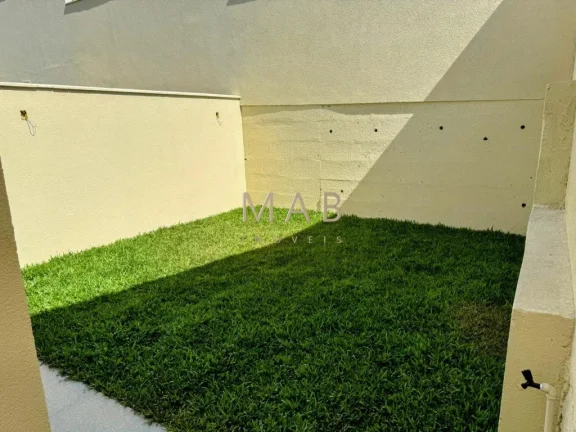 Imagem Imperdível casa de 3 quartos, 1 suíte, 2 salas, 2 banheiros, 2 vagas na cidade de Florianópolis-SC, bairro Ingleses do Rio Vermelho - 143m².