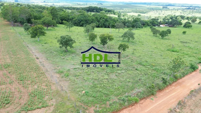 Imagem Chácara 3 Hectares com energia e quintal