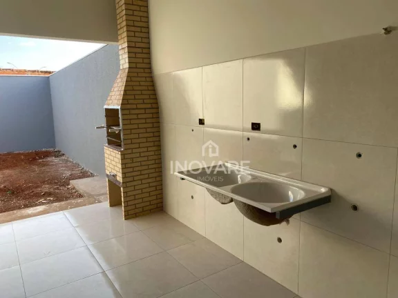 Imagem Casa com 3 dormitórios à venda, 99 m² por R$ 365.000 - Dom Bosco - Itumbiara/GO