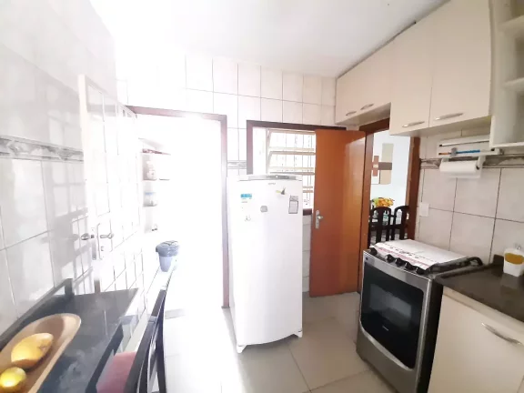 Imagem Casa à venda, 3 quartos, 1 suíte, 2 vagas, Rio Branco - Belo Horizonte/MG