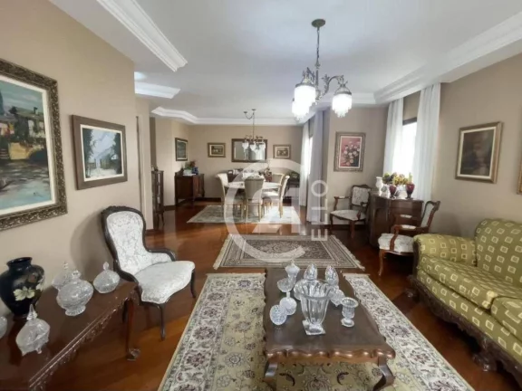 Na melhor rua de Moema, 159m², 4 suítes