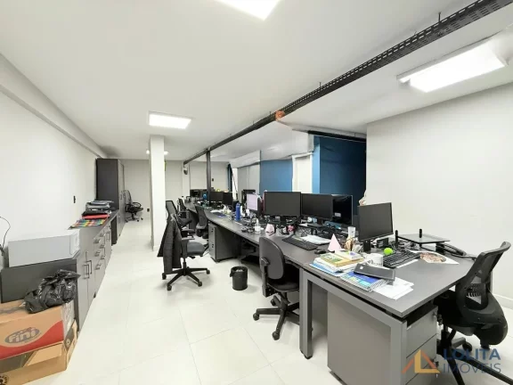 Imagem Sala Comercial à Venda no Coração de Florianópolis!