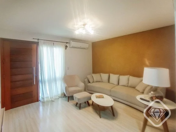 Casa com charme e conforto no Jardins do Prado

Excelente residência individual em loteamento monit...