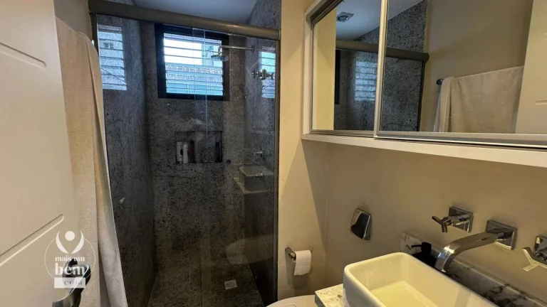 Imagem Apartamento com 2 dormitórios à venda, 82 m² por R$ 570.000,00 - Batel - Curitiba/PR