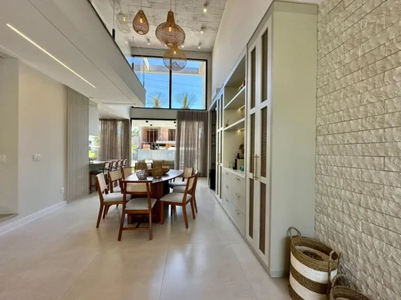 Imagem Casa em Condominio 4 Dormitórios - Bairro Remanso