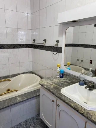 Imagem Sobrado com 3 Suítes Condomínio Granja Olga I Sorocaba/SP