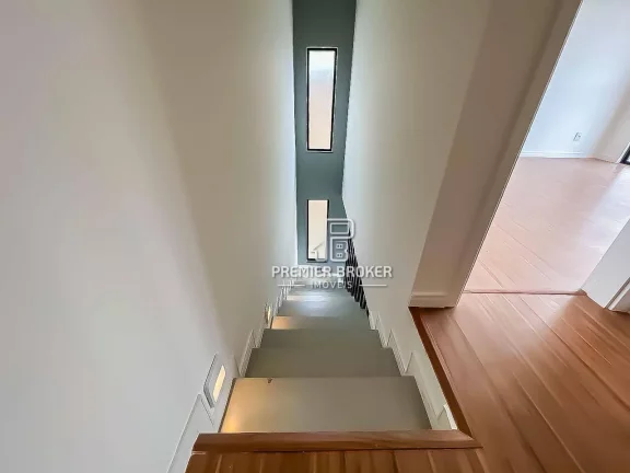 Imagem Casa à venda, 160 m² por R$ 745.000,00 - Albuquerque - Teresópolis/RJ
