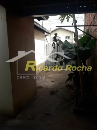 Imagem Excelente localização de casa no bairro do Estádio !