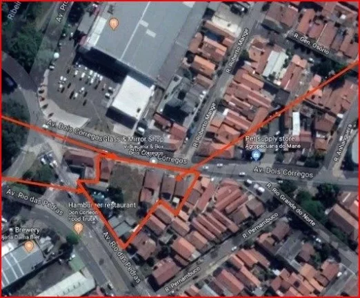 Área em avenidas - Área do Terreno 2.710 m², com  frente para duas avenidas de grande fluxo: par...