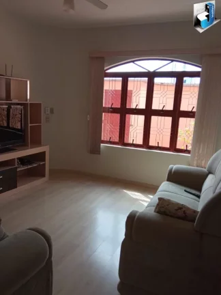 Imagem Excelente casa a venda no Bairro Jardim Lucila - Tatuí/SP.