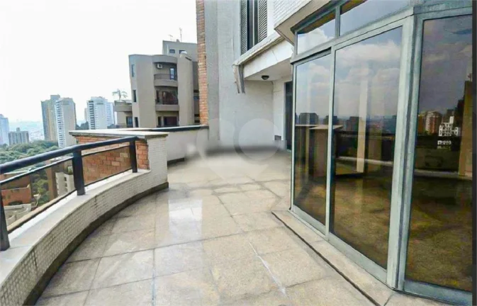 Imagem Cobertura à venda com 4 quartos, sendo 4 suítes, no condomínio Kamai, São Paulo - SP