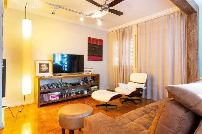 Imagem Apartamento com 3 Quartos à Venda, 218 m² em Itaim Bibi - São Paulo