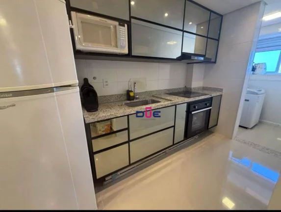 Imagem Apartamento novo com 2 dormitórios, suíte, andar alto com varanda no Embaré
